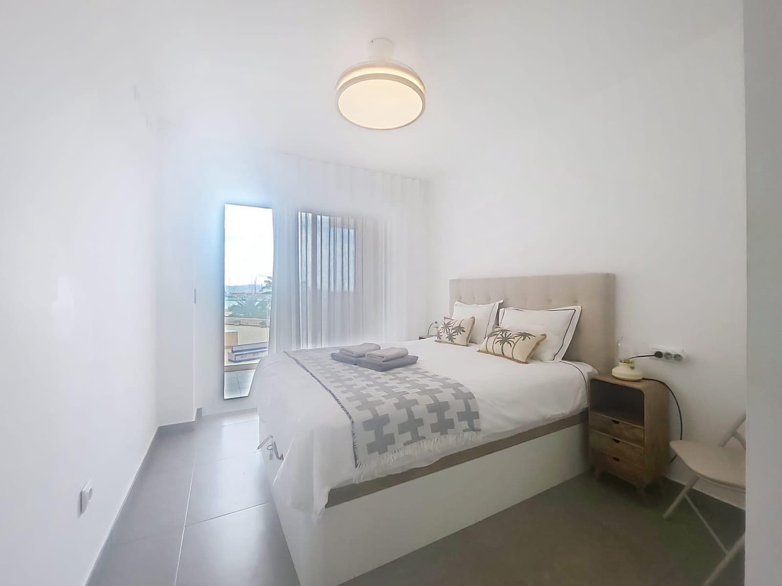 2 bedroom Apartment for sale in La Manga del Mar Menor with pool garage - € 235,000 (Ref: 9820495)