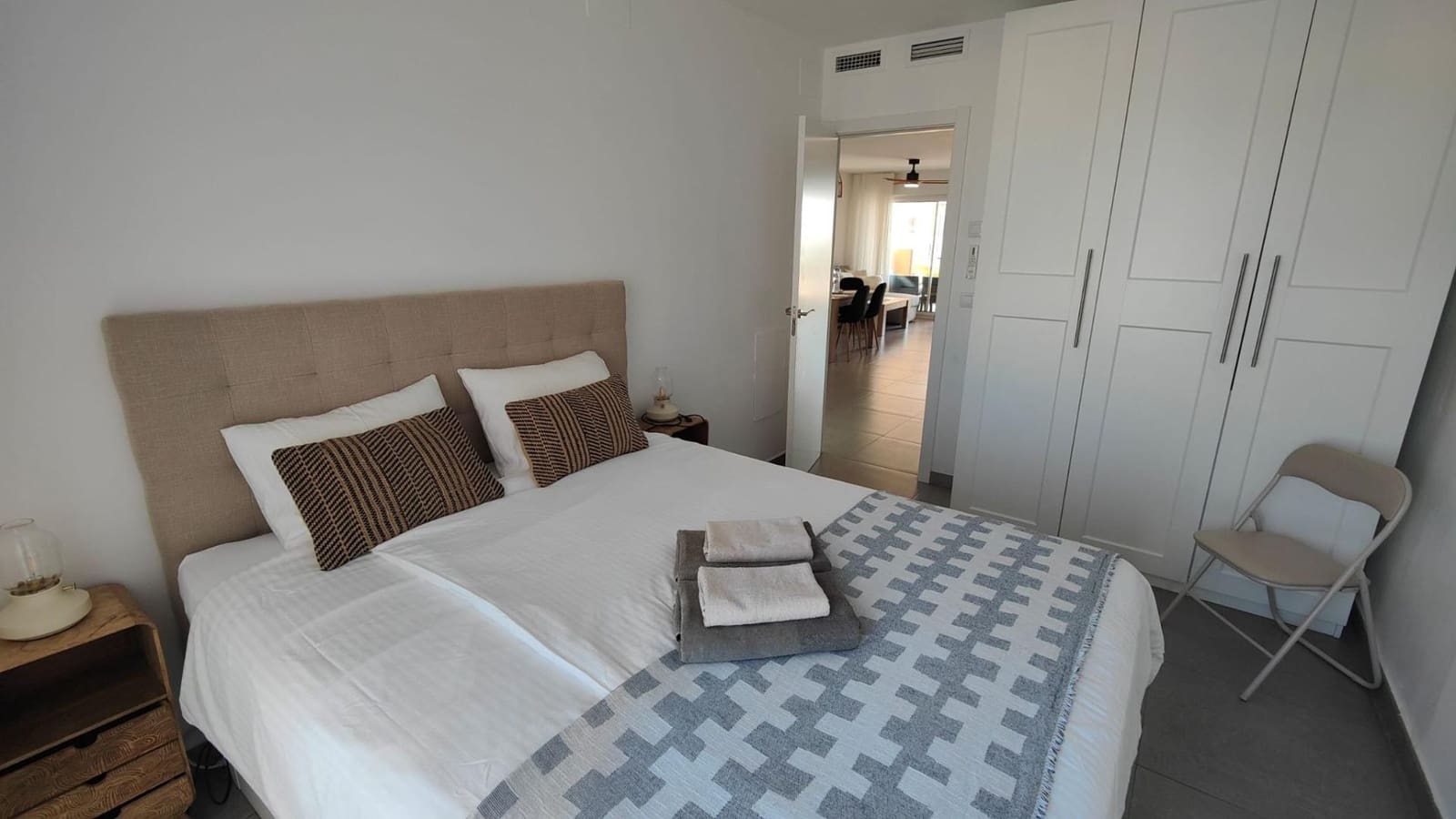 2 bedroom Apartment for sale in La Manga del Mar Menor with pool garage - € 235,000 (Ref: 9820495)