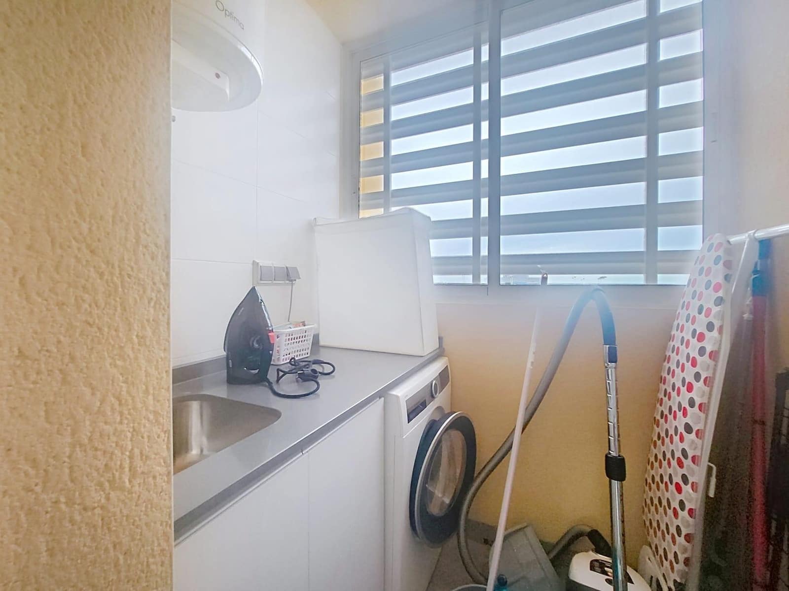 2 bedroom Apartment for sale in La Manga del Mar Menor with pool garage - € 235,000 (Ref: 9820495)