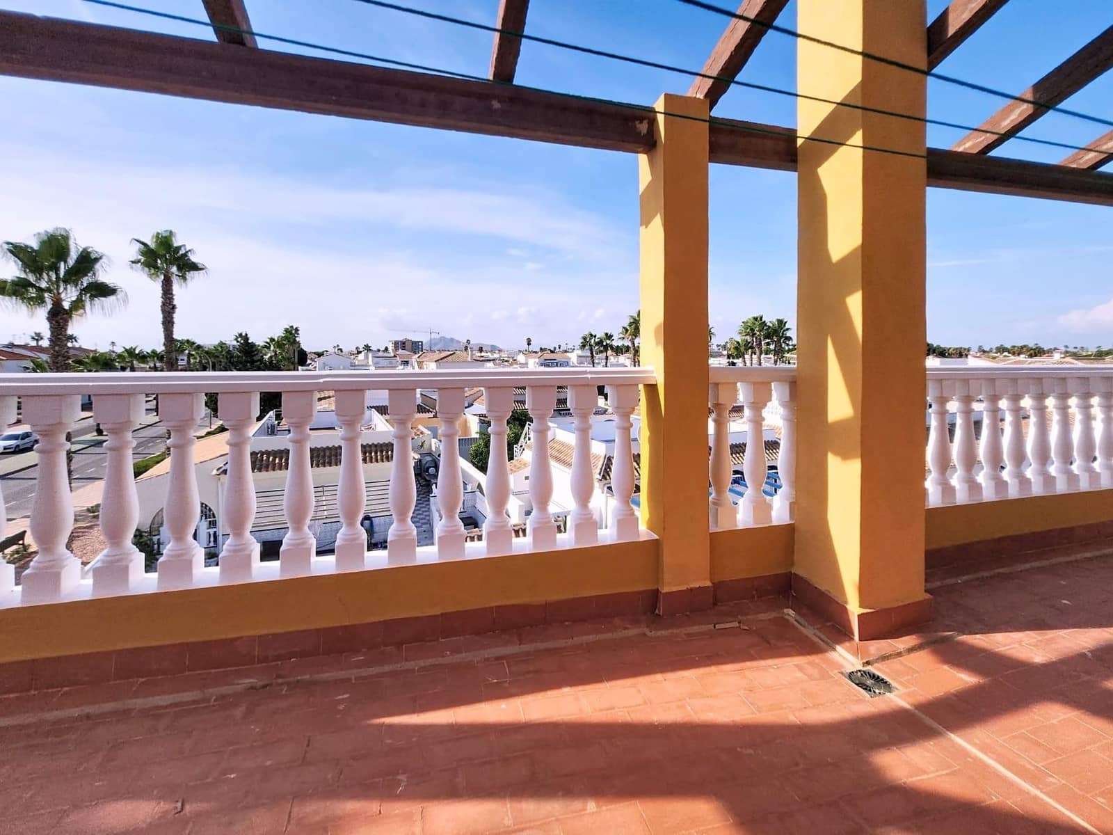 Apartamento de 2 habitaciones en Los Alcázares en venta con piscina garaje - 265.000 € (Ref: 9825242)