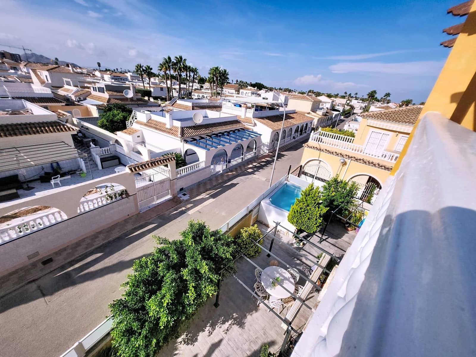 Apartamento de 2 habitaciones en Los Alcázares en venta con piscina garaje - 265.000 € (Ref: 9825242)