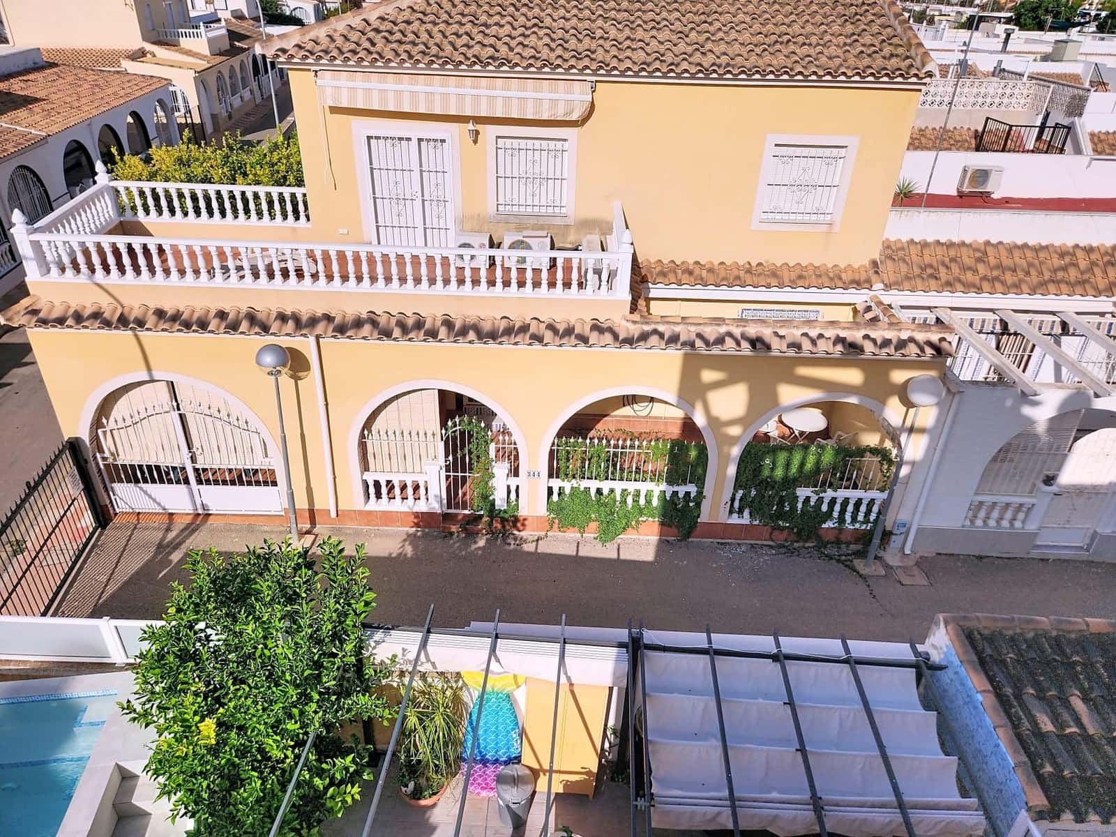 Apartamento de 2 habitaciones en Los Alcázares en venta con piscina garaje - 265.000 € (Ref: 9825242)