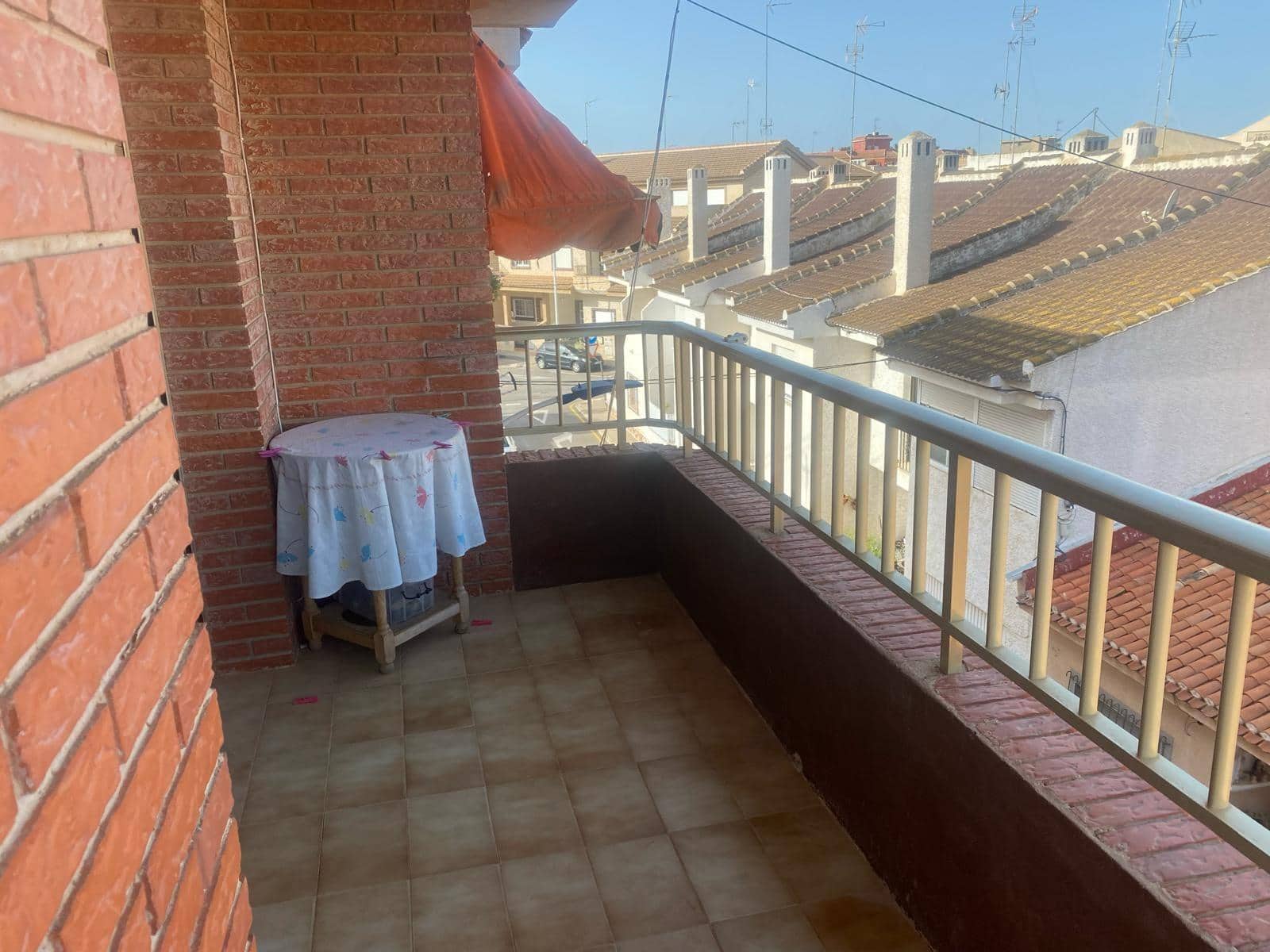 Apartamento de 2 habitaciones en San Pedro del Pinatar en venta con garaje - 119.900 € (Ref: 9833647)