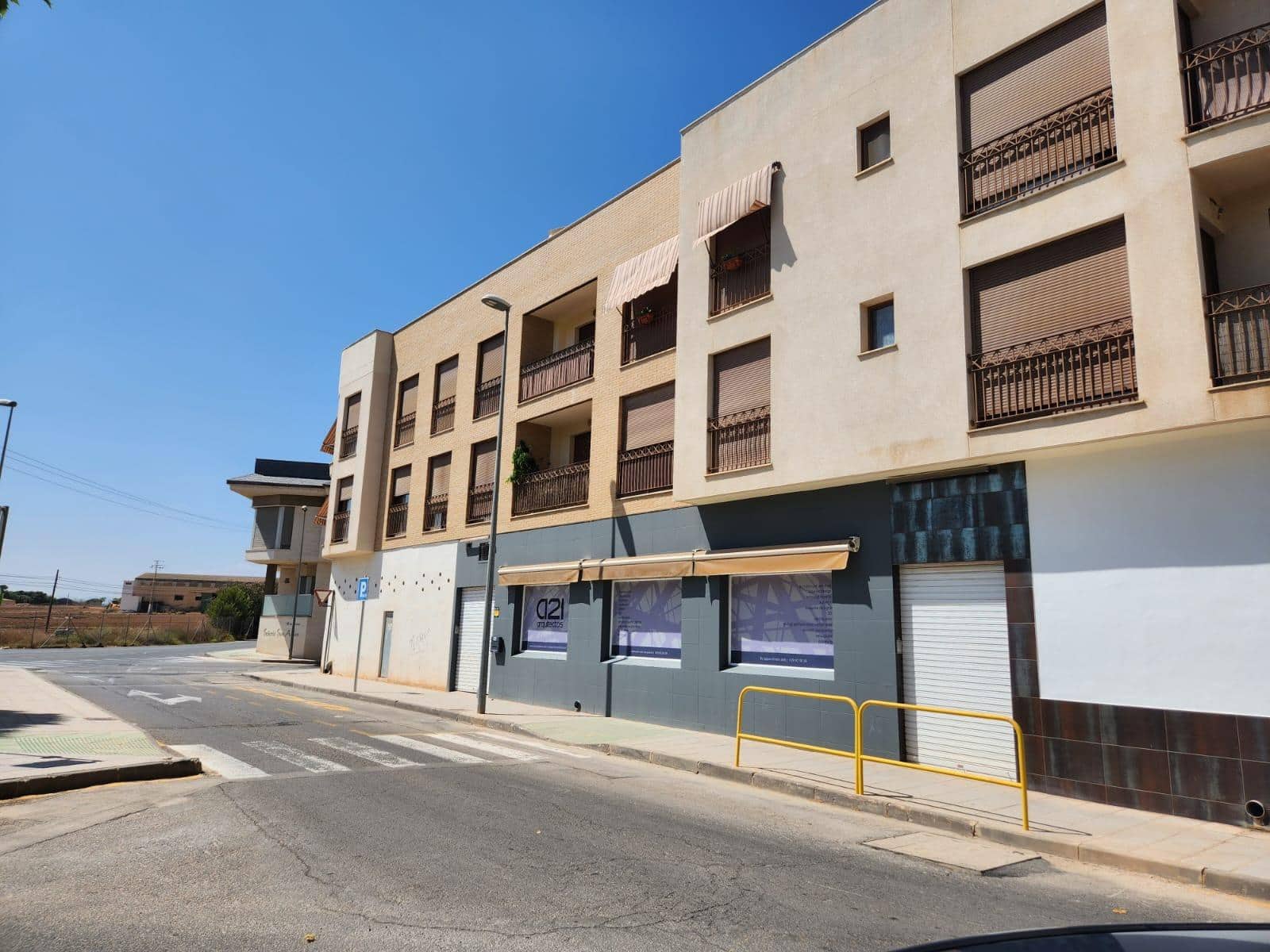 1 slaapkamer Commercieel te koop in Pilar de la Horadada - € 210.000 (Ref: 9860089)