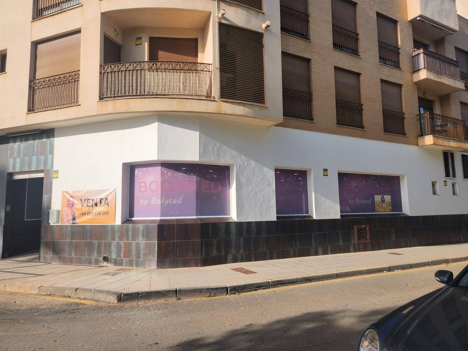 1 slaapkamer Commercieel te koop in Pilar de la Horadada - € 210.000 (Ref: 9860089)