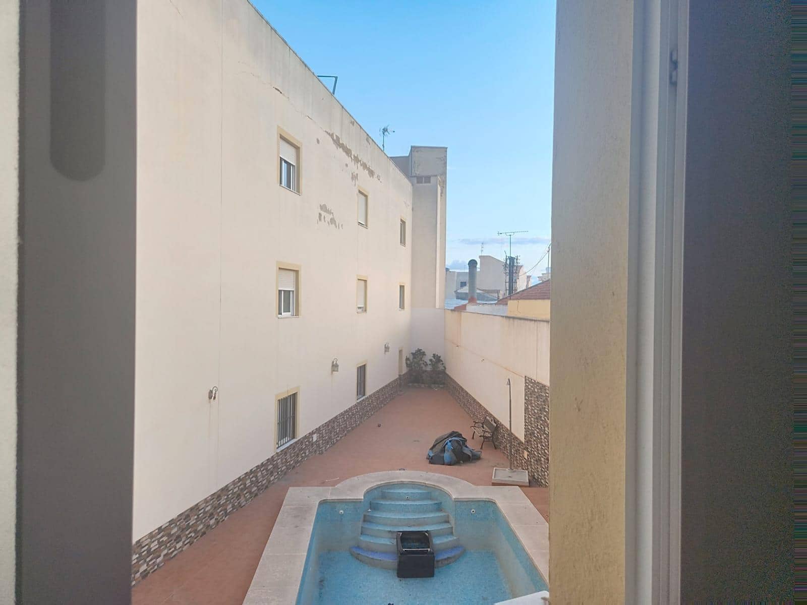 Piso de 3 habitaciones en Pilar de la Horadada en venta con piscina garaje - 145.000 € (Ref: 9913162)