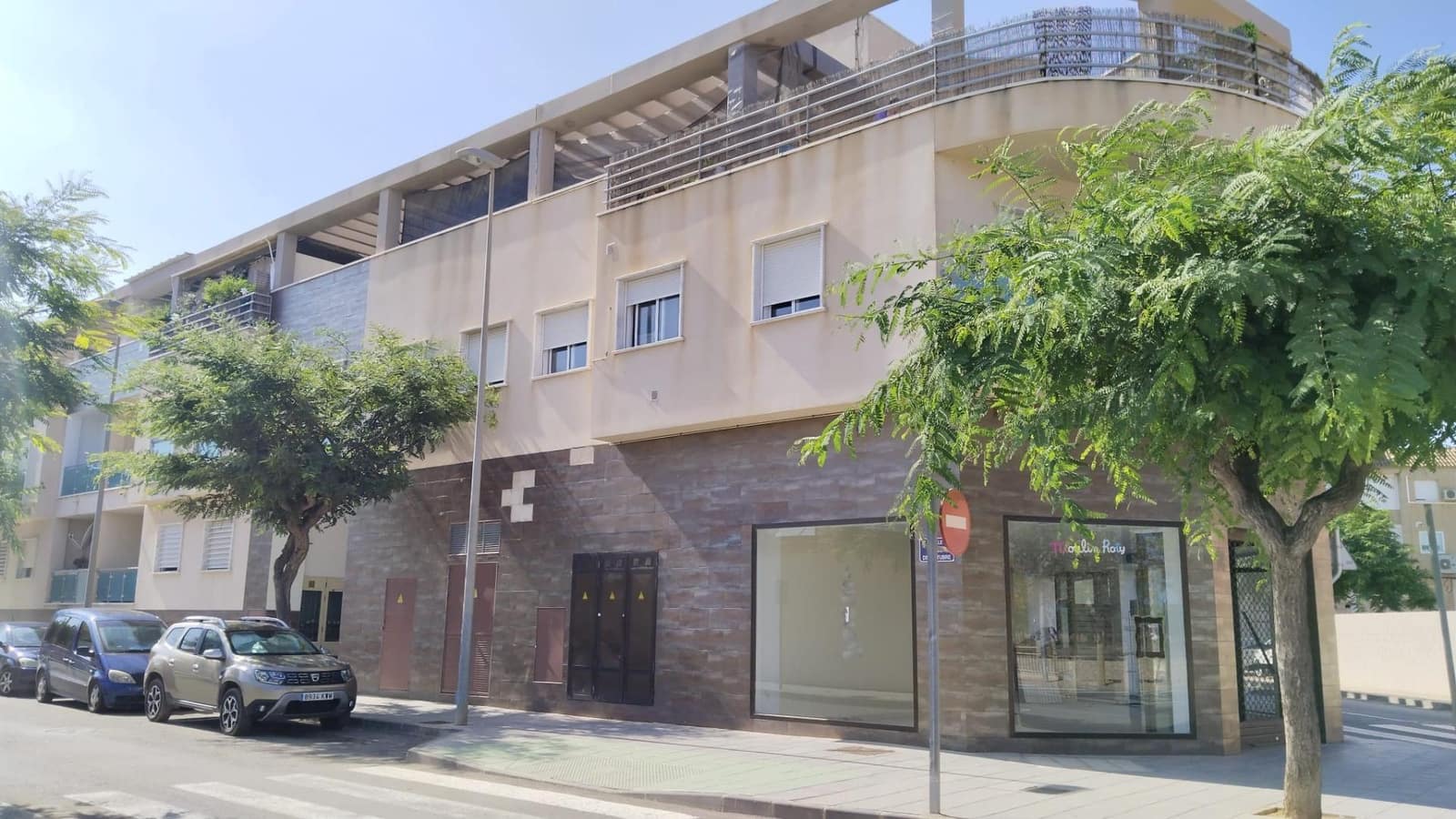 Piso de 3 habitaciones en Pilar de la Horadada en venta con piscina garaje - 145.000 € (Ref: 9913162)