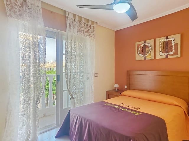 4 soveværelse Rækkehus til salg i Torre de la Horadada, Pilar de la Horadada - € 215.000 (Ref: 9922301)