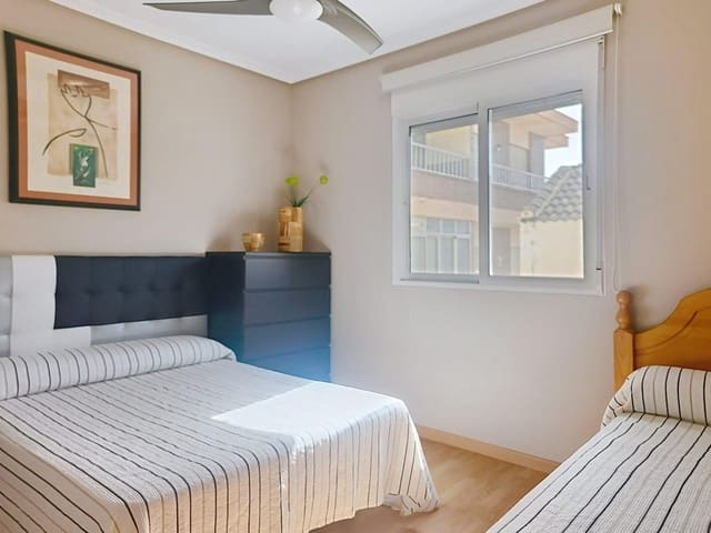 4 soveværelse Rækkehus til salg i Torre de la Horadada, Pilar de la Horadada - € 215.000 (Ref: 9922301)
