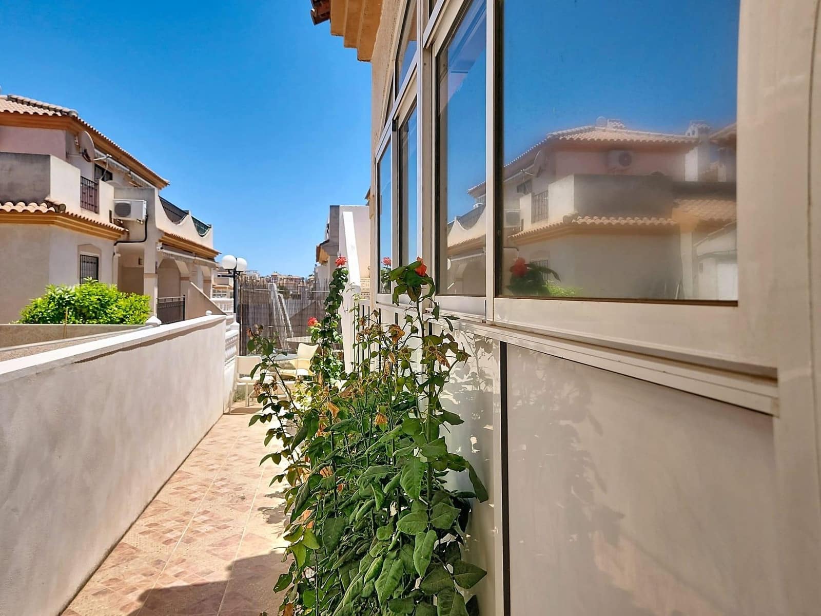 2 slaapkamer Bungalow te koop in Playa Flamenca met zwembad garage - € 199.000 (Ref: 9959781)