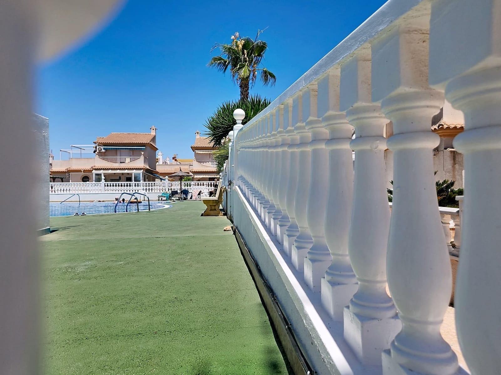 2 slaapkamer Bungalow te koop in Playa Flamenca met zwembad garage - € 199.000 (Ref: 9959781)