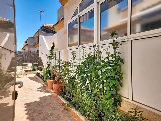 2 slaapkamer Bungalow te koop in Playa Flamenca, Orihuela met zwembad garage - € 199.000 (Ref: 9959781)