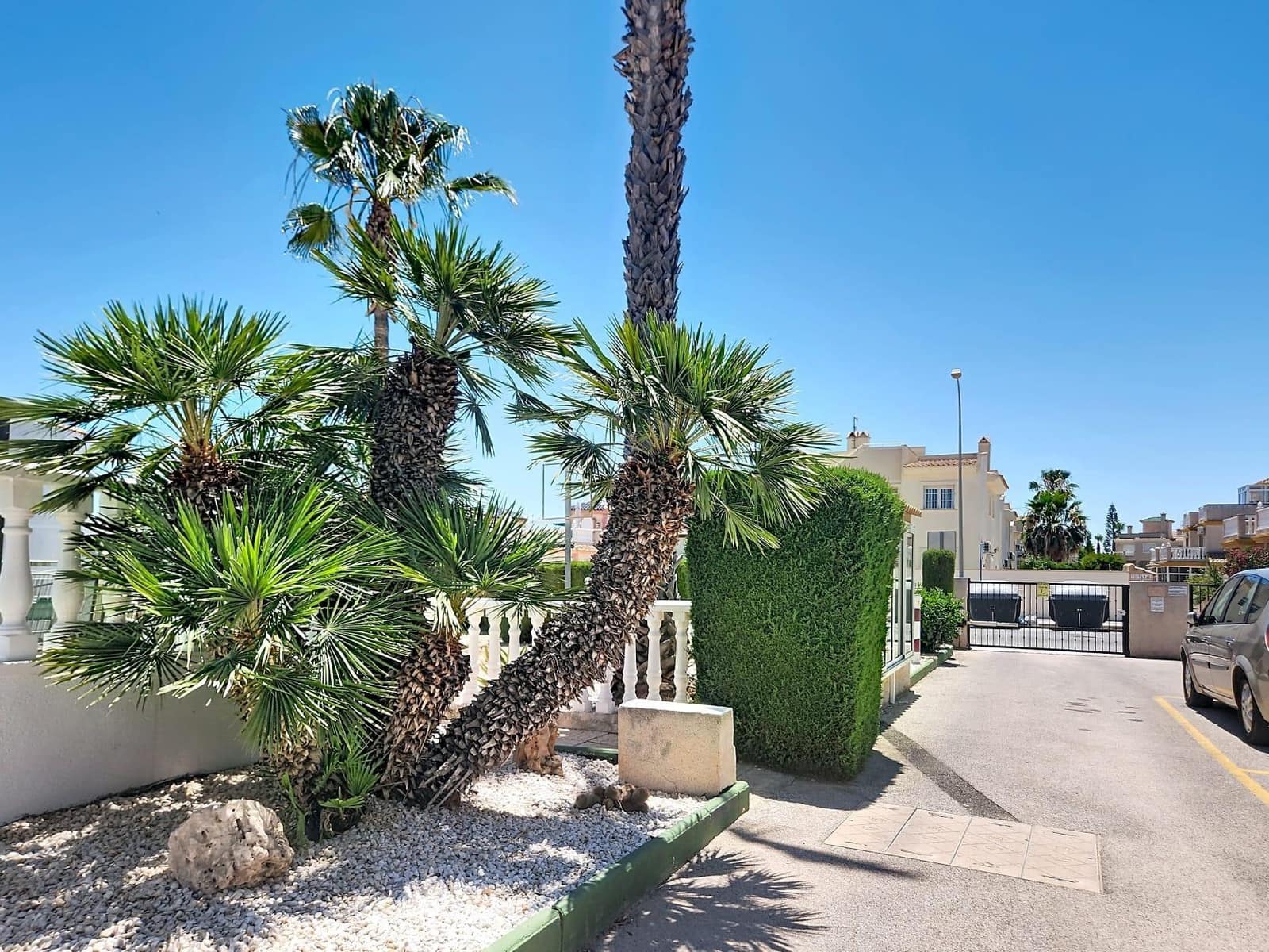 2 slaapkamer Bungalow te koop in Playa Flamenca met zwembad garage - € 199.000 (Ref: 9959781)