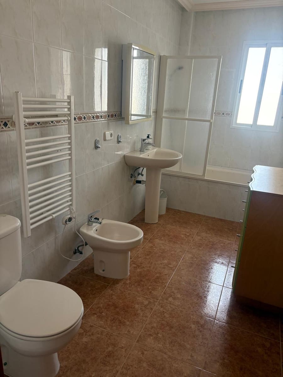 1 quarto Penthouse para arrendamento para férias em Vera com piscina Garagem - 200 € (Ref: 9495479)