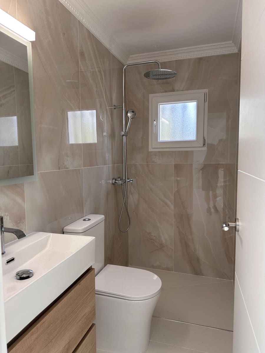 6 slaapkamer Villa te koop in La Marina met zwembad garage - € 1.210.000 (Ref: 9506818)