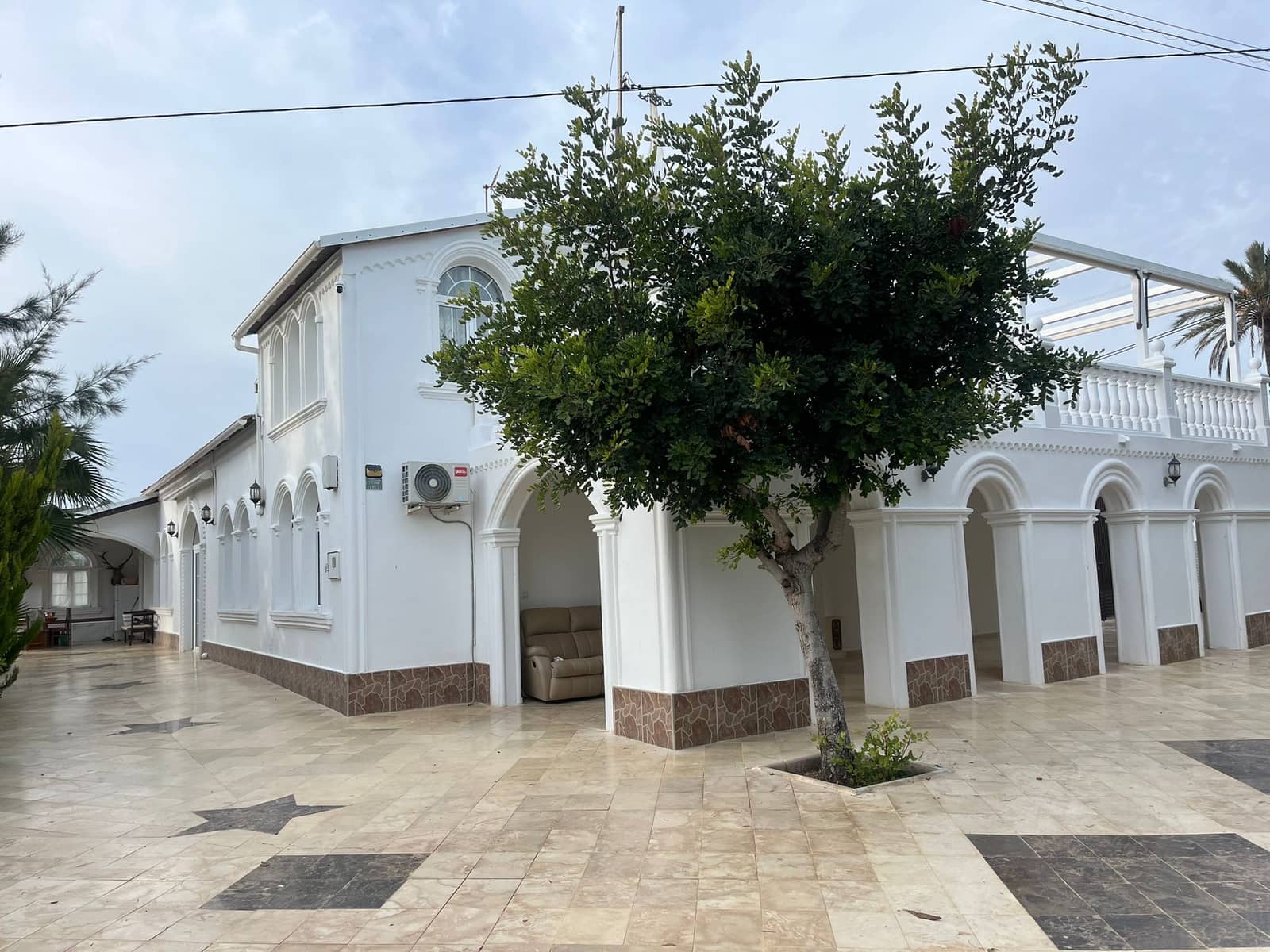 5 bedroom Villa for sale in La Marina with pool garage - € 810,000 (Ref: 9511208)