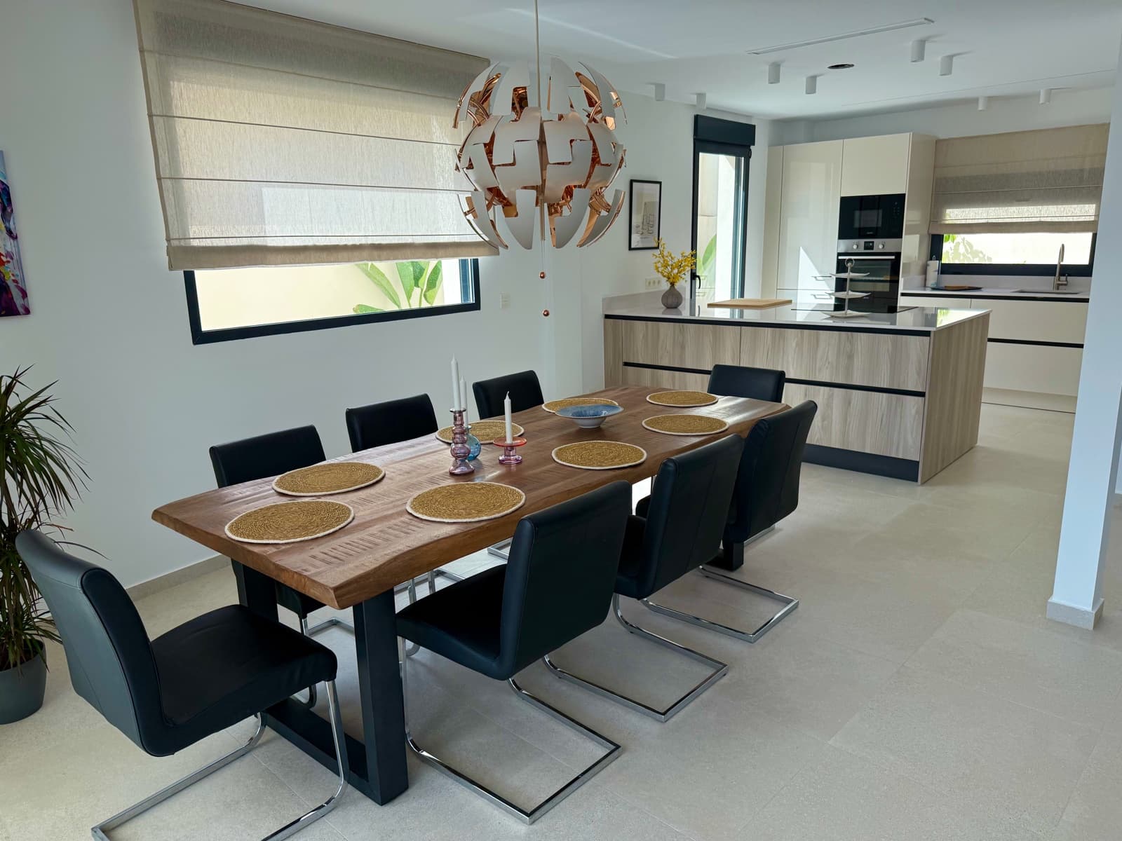 Chalet de 4 habitaciones en Guardamar del Segura en venta con piscina - 660.000 € (Ref: 9500164)