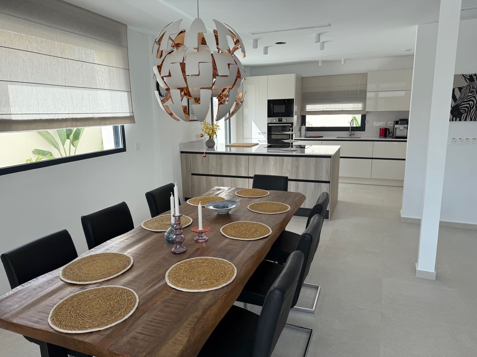 Chalet de 4 habitaciones en Guardamar del Segura en venta con piscina - 660.000 € (Ref: 9500164)