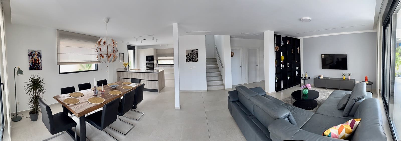 Chalet de 4 habitaciones en Guardamar del Segura en venta con piscina - 660.000 € (Ref: 9500164)