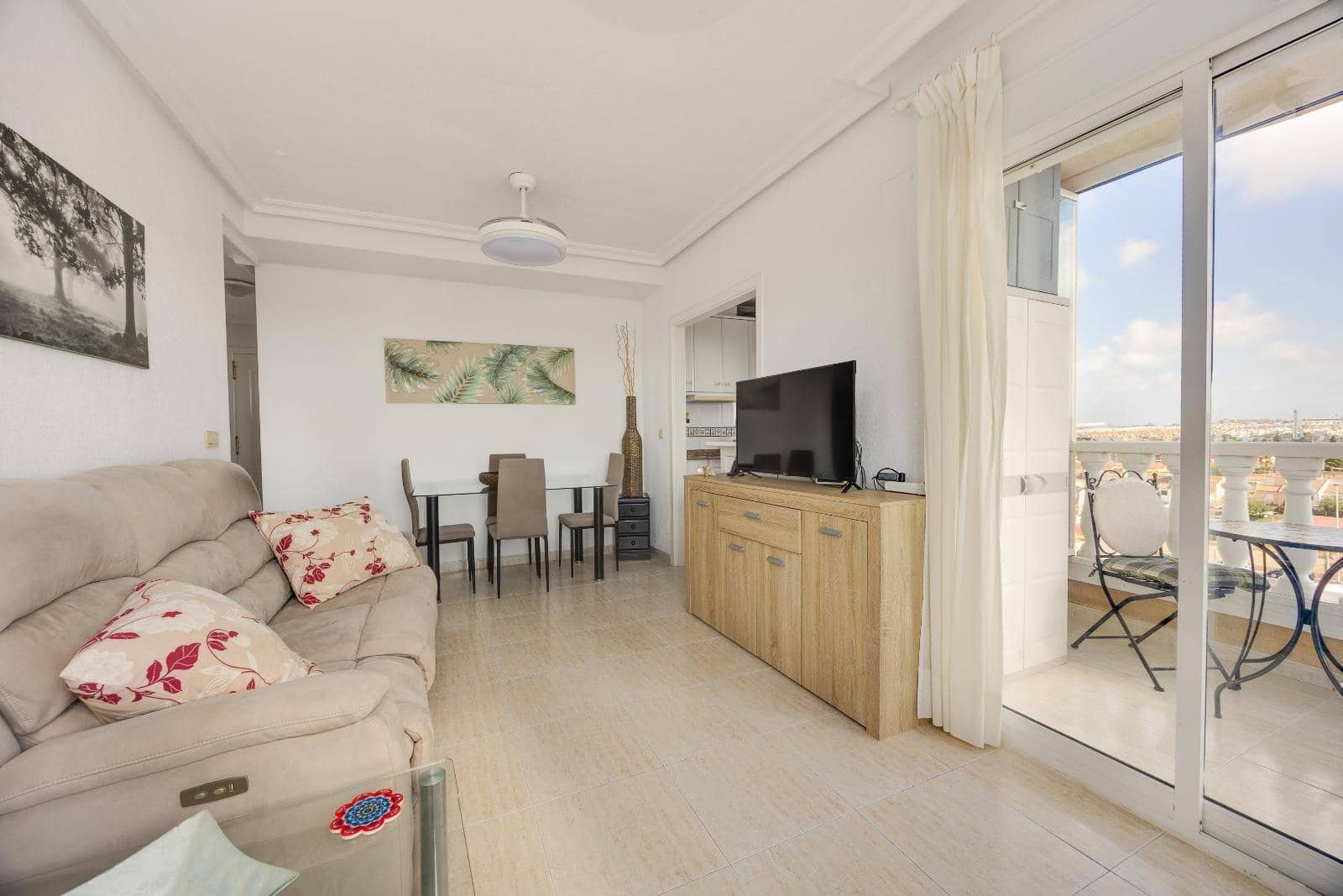 2 soveværelse Lejlighed til salg i Torrevieja med swimmingpool - € 164.969 (Ref: 10024263)
