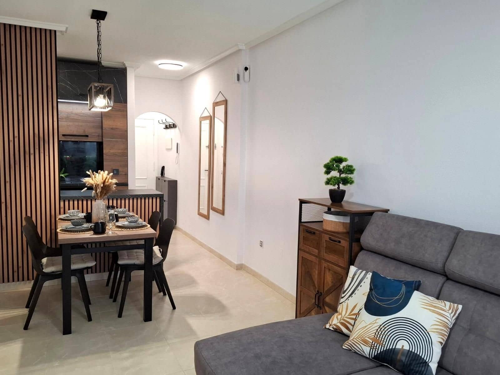 2 slaapkamer Appartement te koop in Torrevieja met zwembad - € 177.950 (Ref: 10024275)