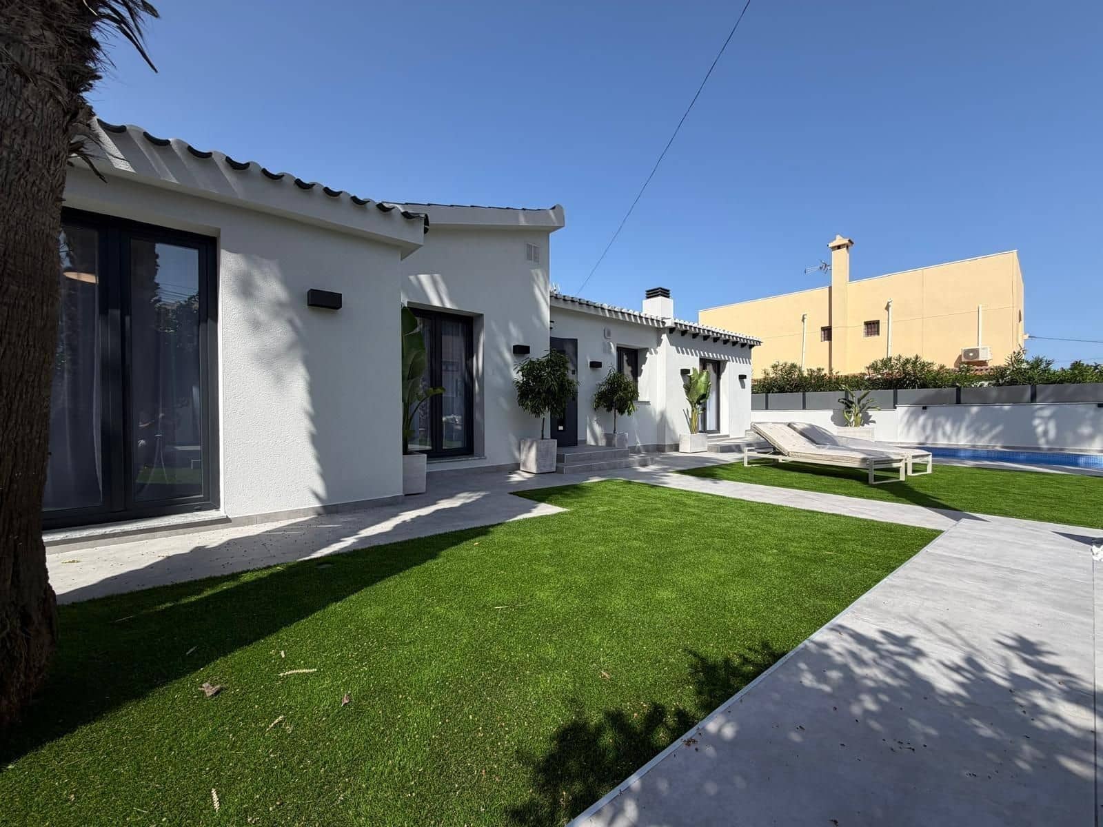 4 chambre Villa/Maison à vendre à Punta Prima avec piscine - 749 000 € (Ref: 10024279)