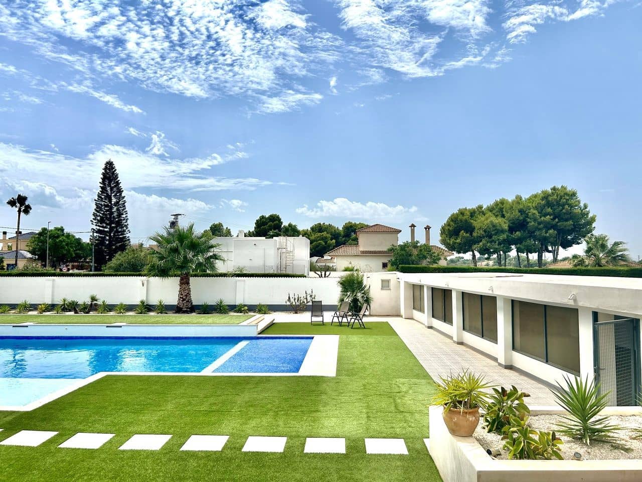 8 Zimmer Villa zu verkaufen in Los Montesinos - 1.400.000 € (Ref: 10032161)