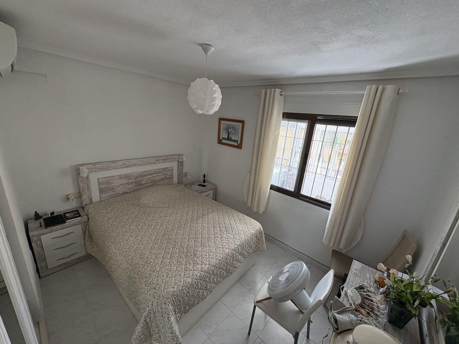 2 slaapkamer Penthouse te koop in Torrevieja met garage - € 169.995 (Ref: 10032164)