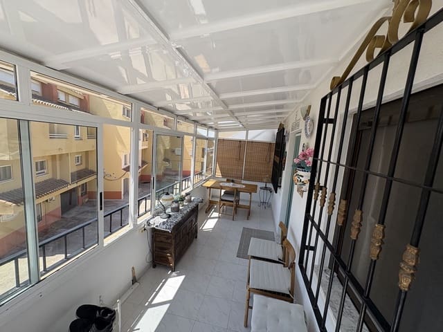 2 slaapkamer Penthouse te koop in Centro, Torrevieja met garage - € 169.995 (Ref: 10032164)