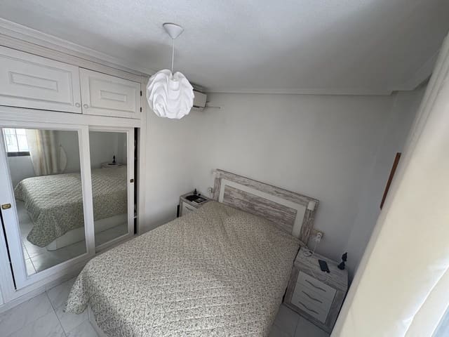2 slaapkamer Penthouse te koop in Centro, Torrevieja met garage - € 169.995 (Ref: 10032164)