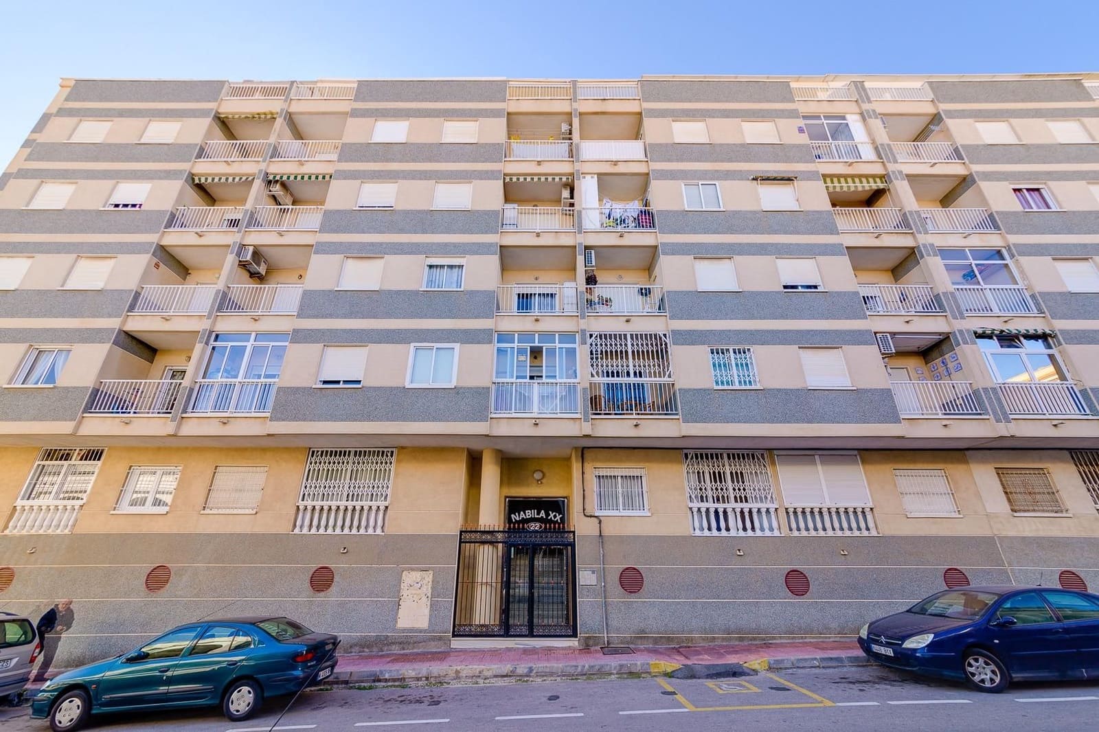Apartamento de 3 habitaciones en Torrevieja en venta con piscina - 159.999 € (Ref: 10032166)