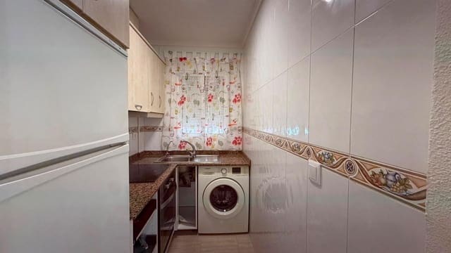 1 chambre Appartement à vendre à Torrevieja - 115 000 € (Ref: 10032168)