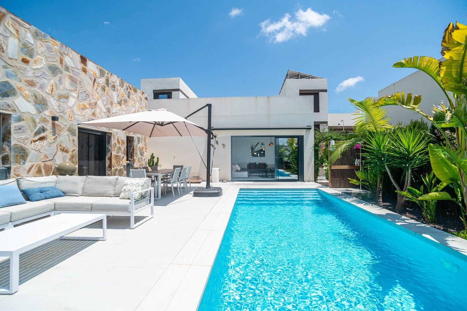 3 quarto Moradia para venda em Algorfa com piscina - 590 000 € (Ref: 10032170)