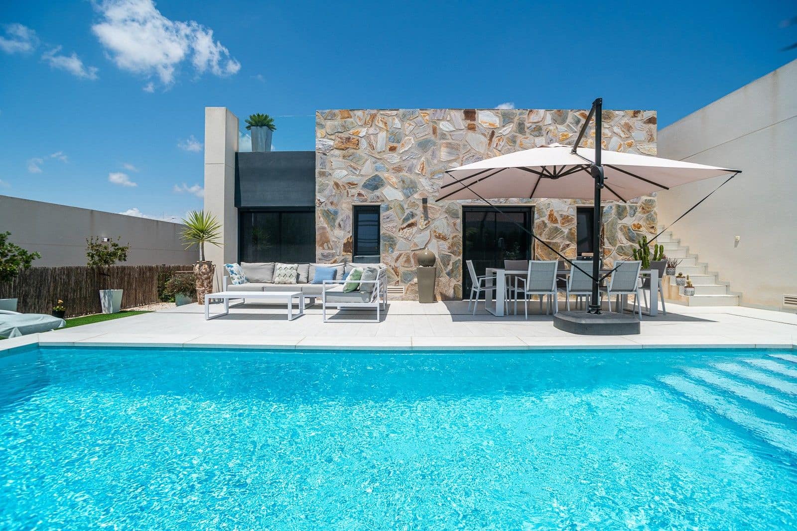 3 quarto Moradia para venda em Algorfa com piscina - 590 000 € (Ref: 10032170)