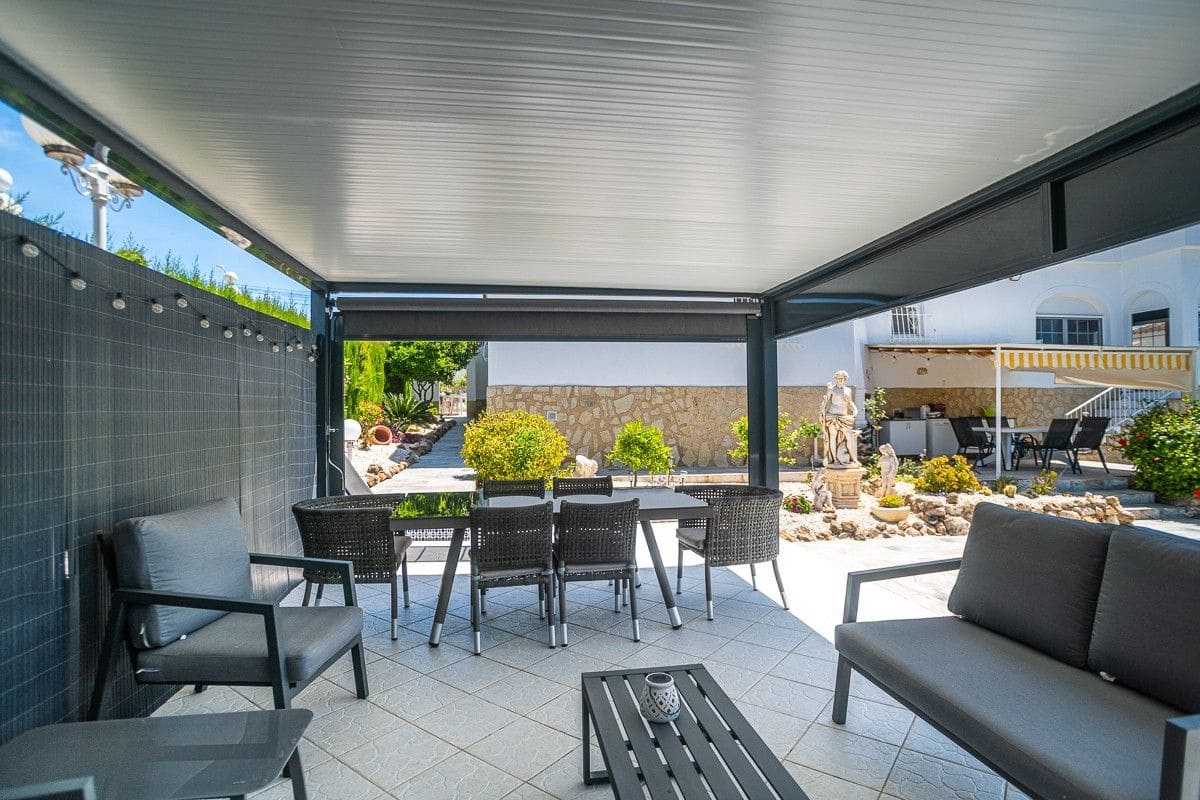 3 soverom Villa til salgs i San Fulgencio med svømmebasseng garasje - € 525 000 (Ref: 10032173)