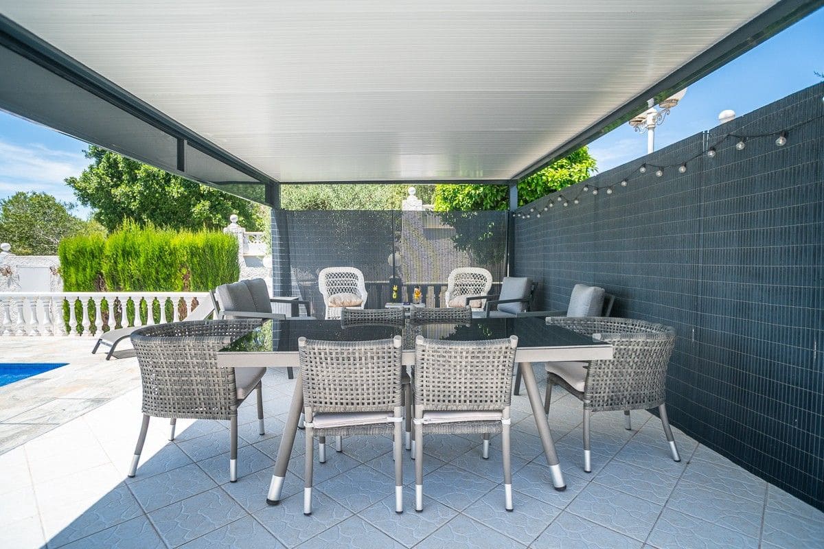 3 soverom Villa til salgs i San Fulgencio med svømmebasseng garasje - € 525 000 (Ref: 10032173)