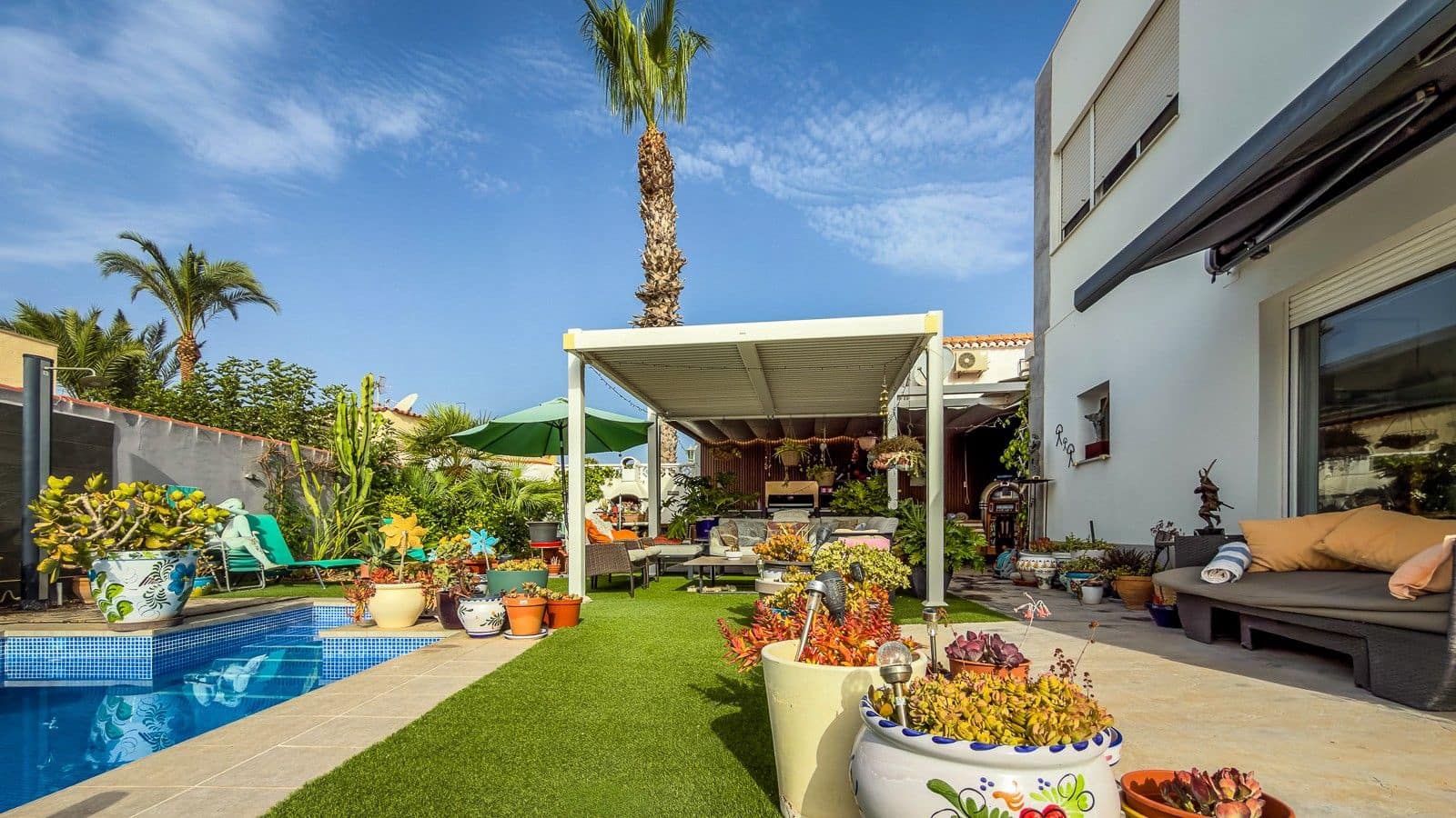 2 quarto Moradia para venda em Torrevieja com piscina - 465 000 € (Ref: 10032176)