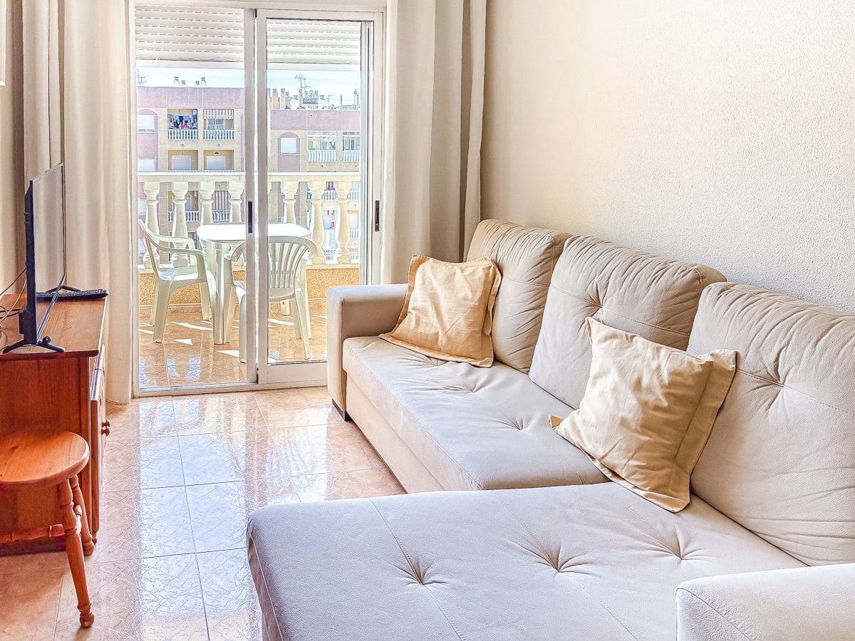 2 quarto Apartamento para venda em Torrevieja com garagem - 139 500 € (Ref: 10032178)
