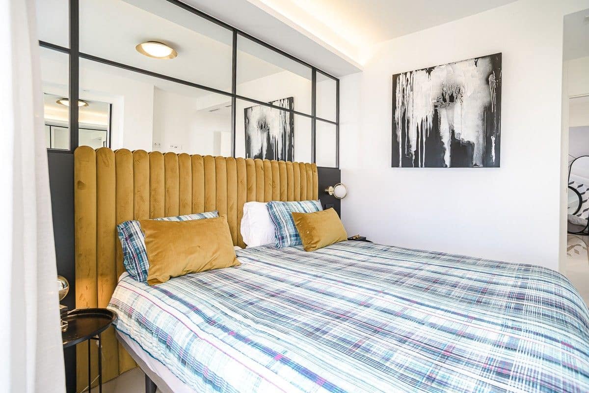 Chalet de 2 habitaciones en Almoradí en venta - 390.000 € (Ref: 10032183)