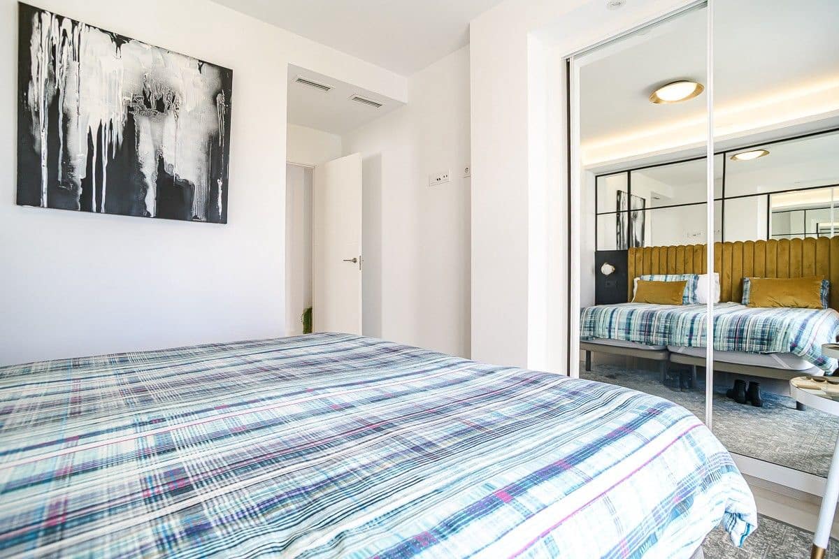 Chalet de 2 habitaciones en Almoradí en venta - 390.000 € (Ref: 10032183)