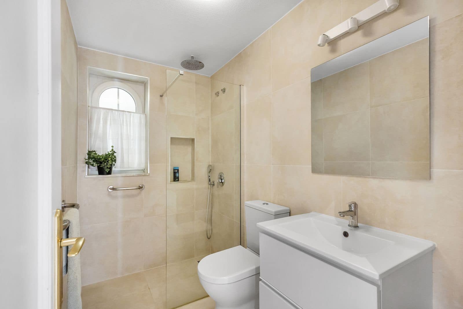 2 soveværelse Lejlighed til salg i Guardamar del Segura - € 329.000 (Ref: 10038403)