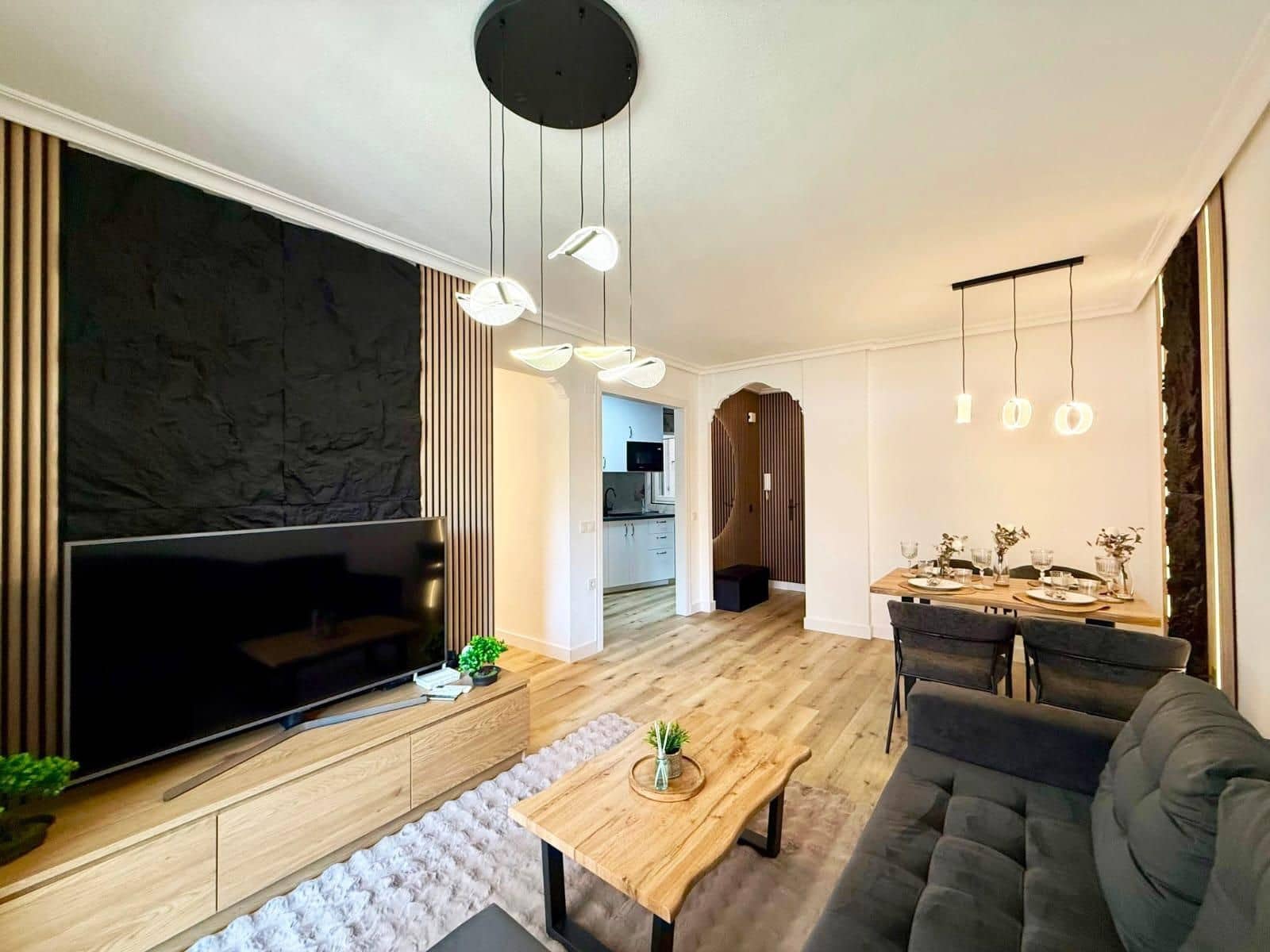 2 bedroom Apartment for sale in Torrevieja - € 229,000 (Ref: 10038411)