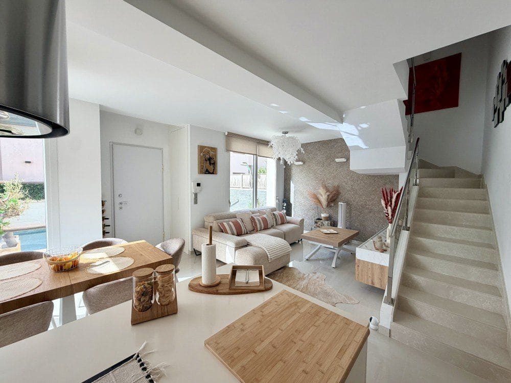 3 soverom Kjedet enebolig til salgs i Rojales med svømmebasseng - € 472 000 (Ref: 10038415)