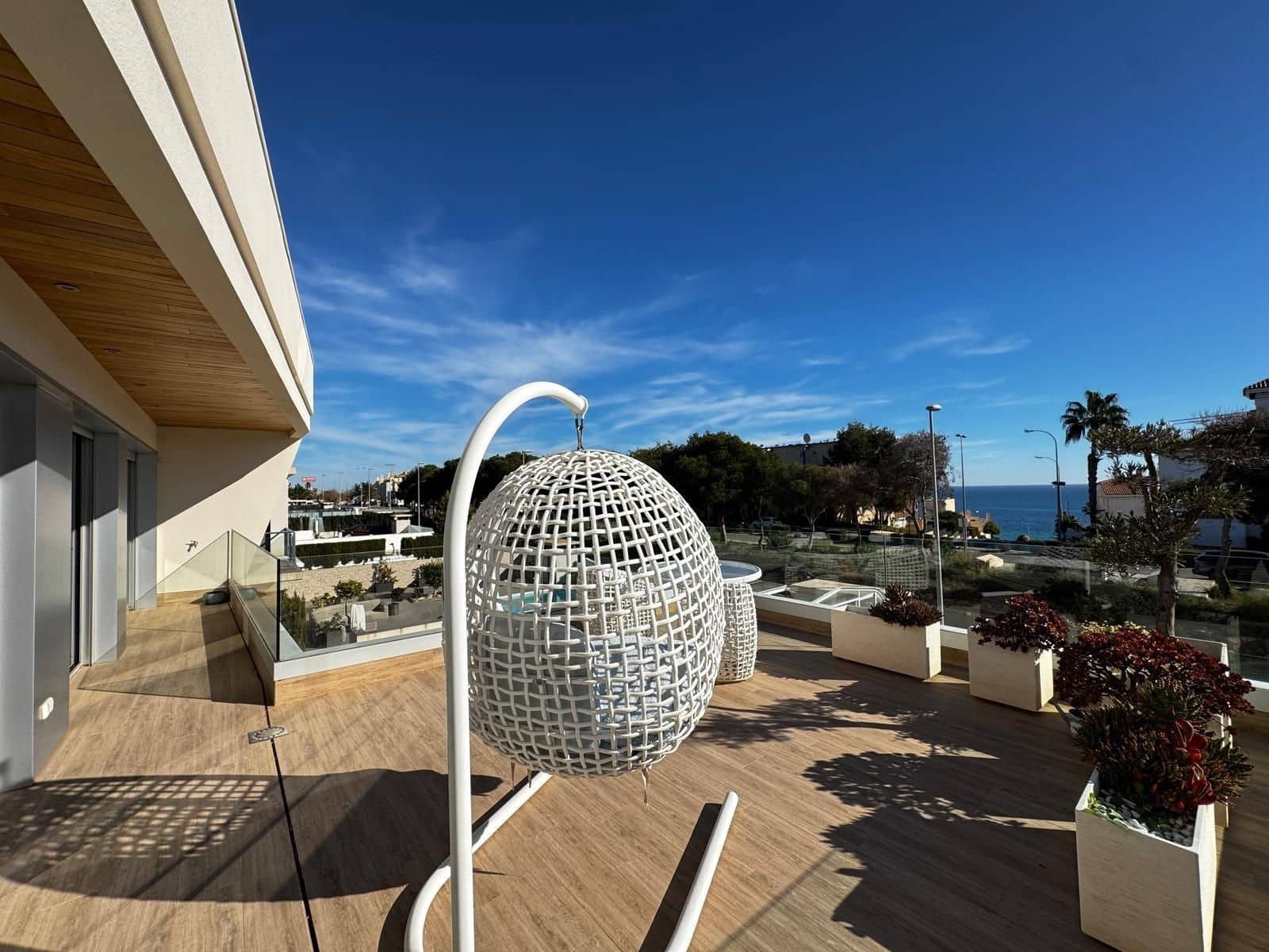 4 slaapkamer Villa te koop in Campoamor met zwembad - € 1.799.000 (Ref: 10044930)
