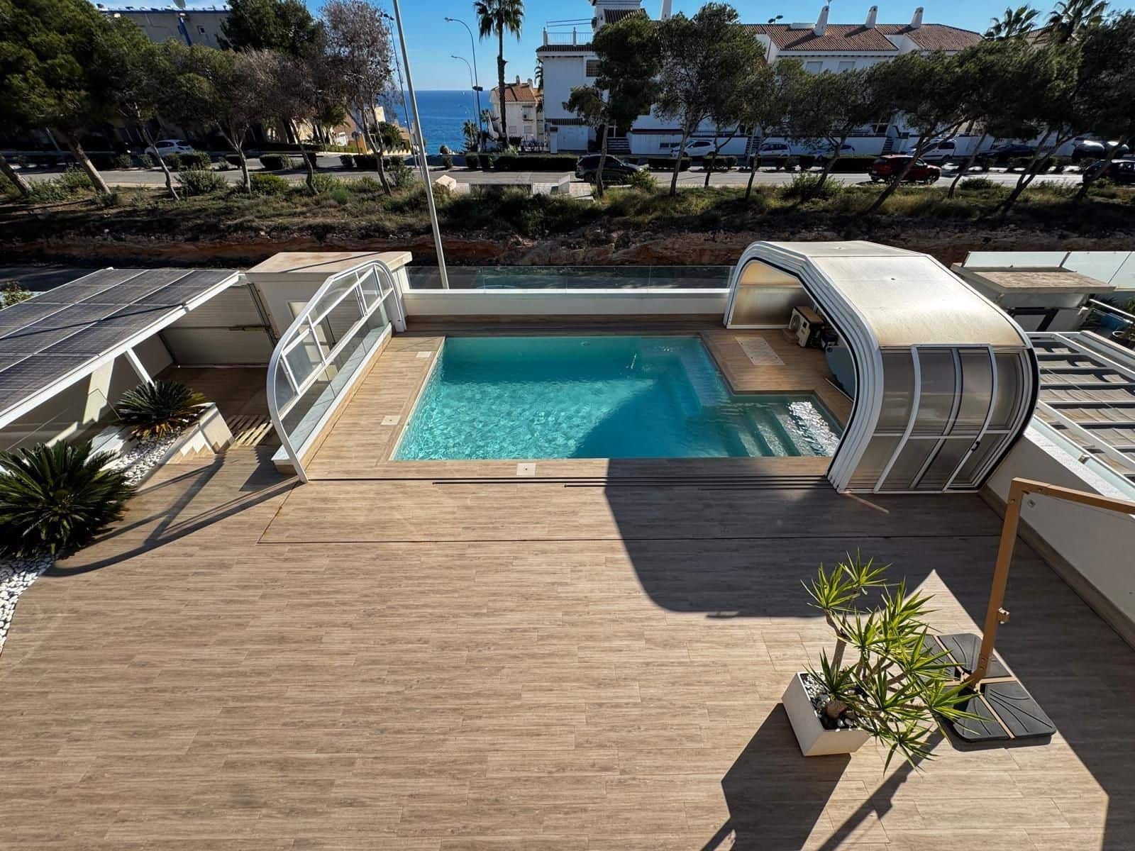 4 slaapkamer Villa te koop in Campoamor met zwembad - € 1.799.000 (Ref: 10044930)