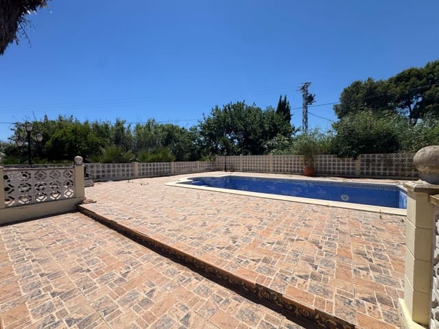 4 Zimmer Finca/Landgut zu verkaufen in Dolores mit Pool Garage - 375.000 € (Ref: 10047449)