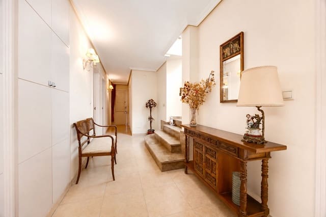4 soveværelse Villa til salg i Benejúzar med garage - € 325.000 (Ref: 10059270)