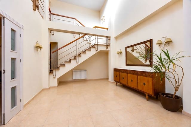 4 soveværelse Villa til salg i Benejúzar med garage - € 325.000 (Ref: 10059270)