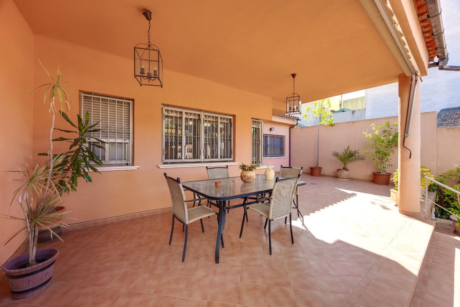 4 soveværelse Villa til salg i Benejuzar med garage - € 325.000 (Ref: 10059270)