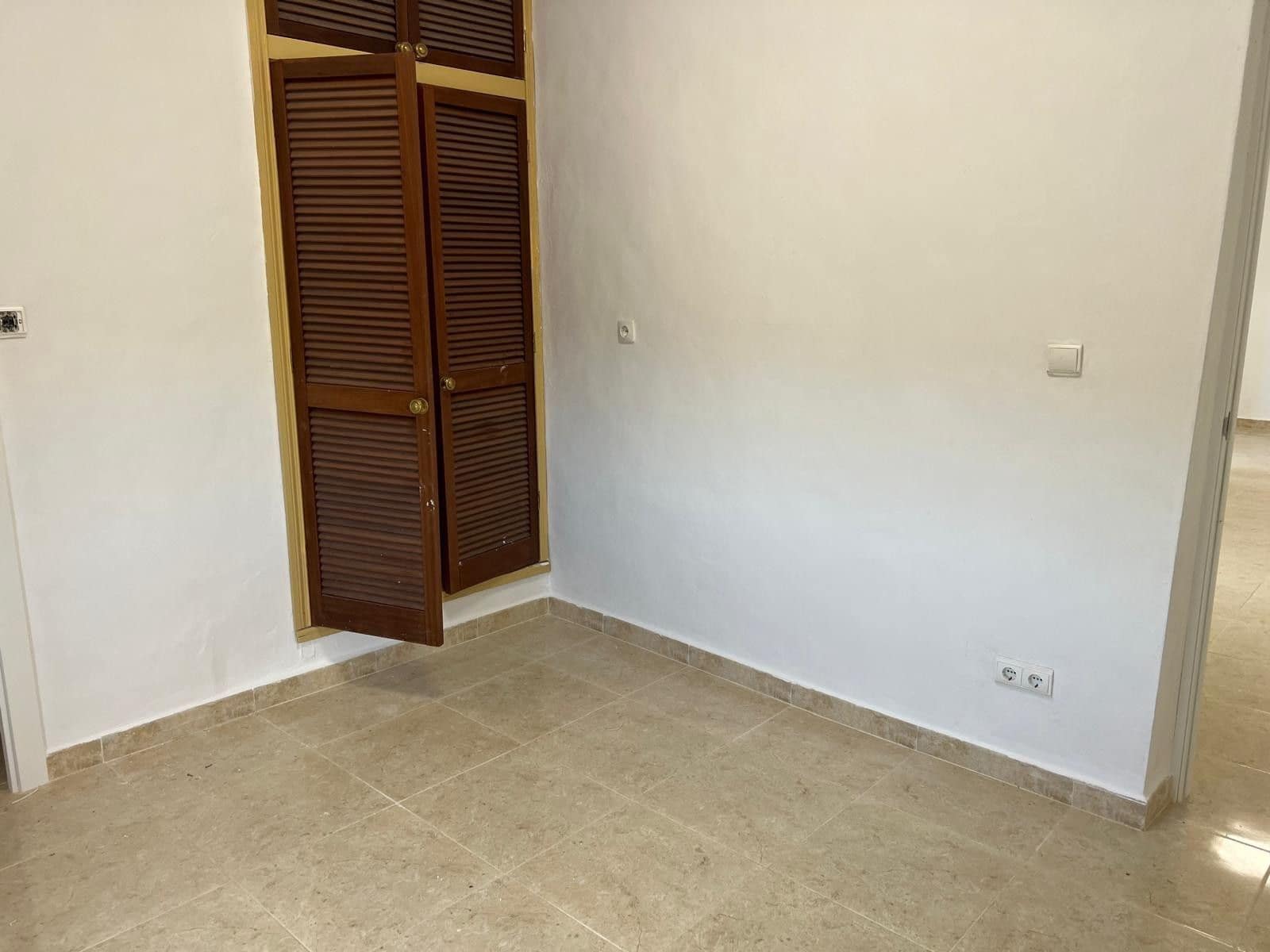 4 slaapkamer Villa te koop in L'Alguena / Alguenya - € 214.995 (Ref: 10064802)